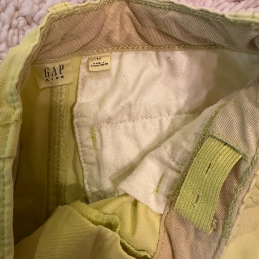 GAP shorts for a boy, size 10